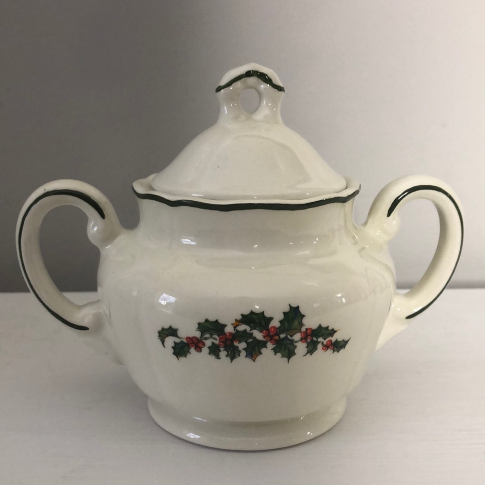 Vintage Royal Tudor Holly & Berries Sugar Bowl With Lid